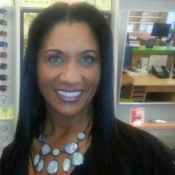 Meet your Posher, Elizabeth - Picture 1 of 1